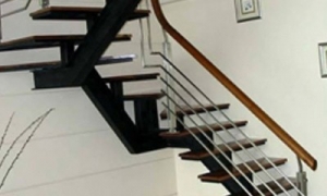 钢结构楼梯的安装施工要领大透露！
