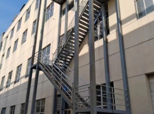 无锡钢结构楼梯
